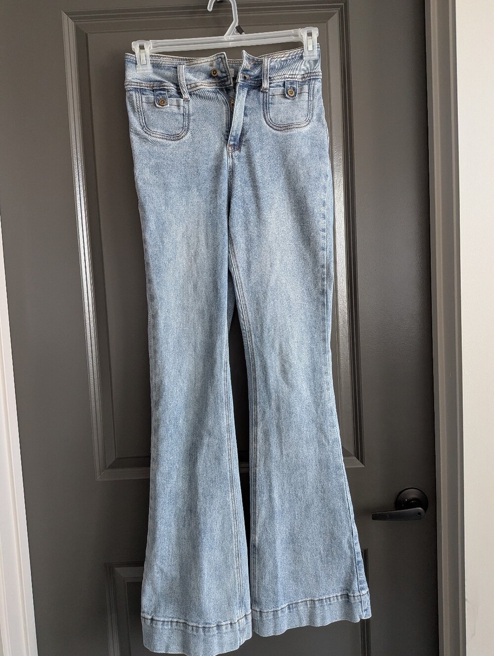 A Loves A Women's Flare Jeans Size 26 Light Wash Low Rise Pockets Stretch